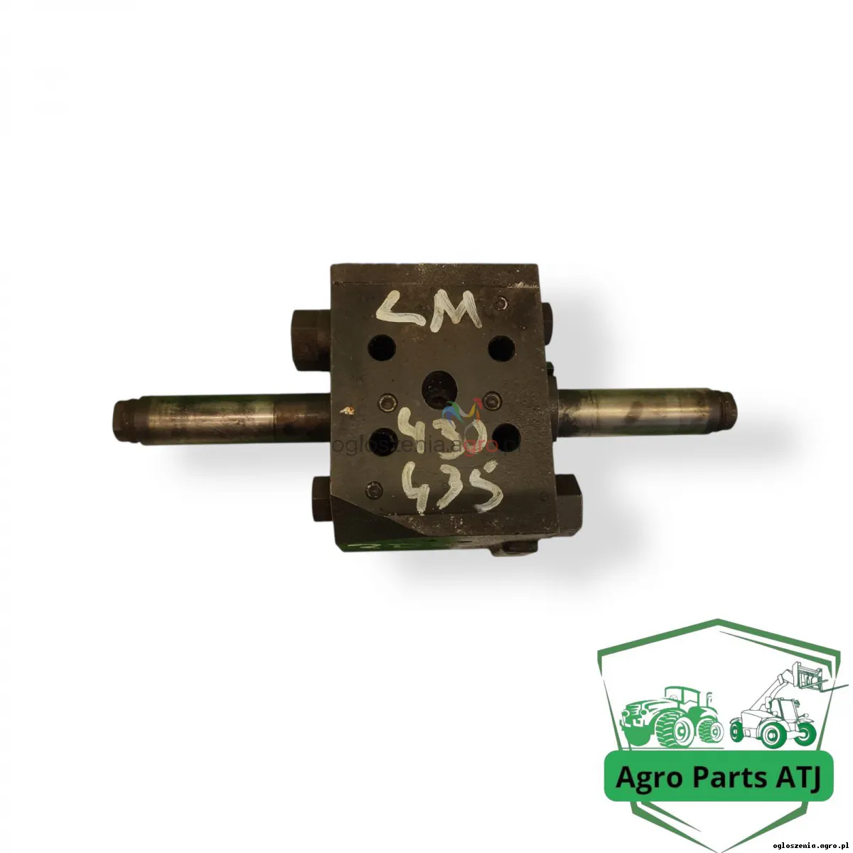 Zawór hydrauliczny rewersu skrzyni biegów New Holland LM 430