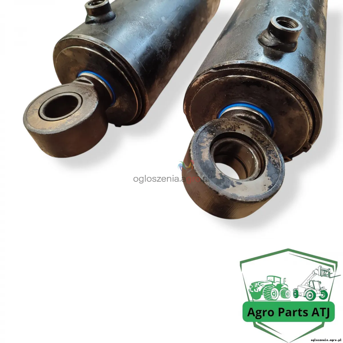 Siłownik hydrauliczny podnośnika New Holland T8.360