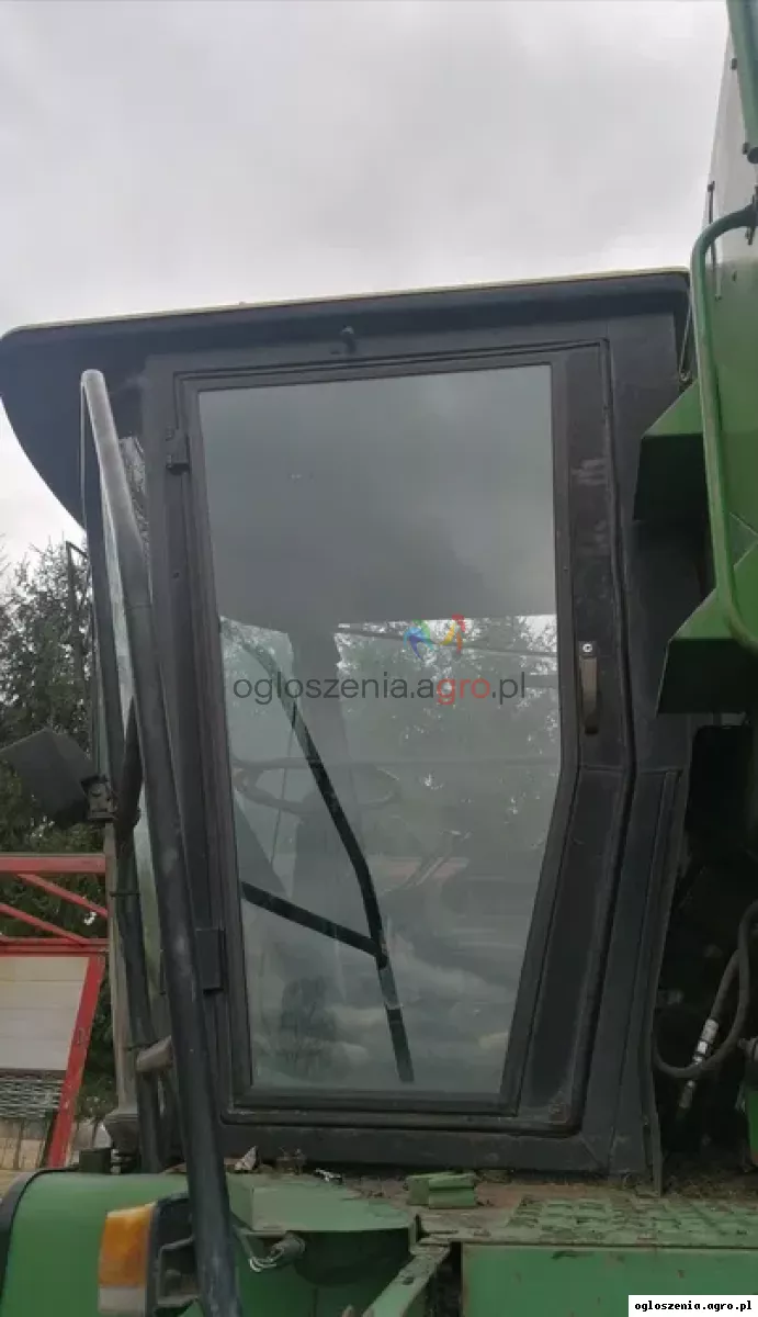 Drzwi John Deere 1032,1042,1052,1055,1065,1068H,1072,1075,1085,1133