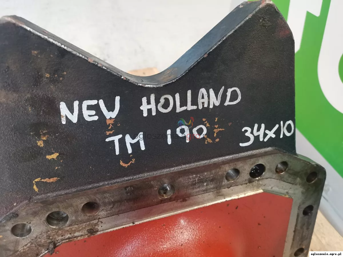 New Holland TM.... {Wałek ataku Koło talerzowe CNH 10X34} 