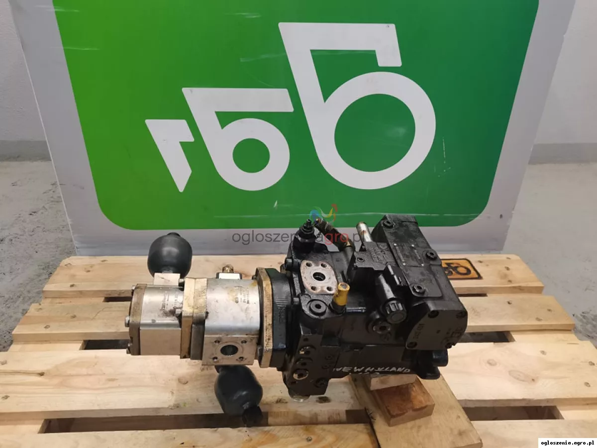New Holland W60 {Pompa hydrostatyczna Rexroth A4VG56DA1D2}