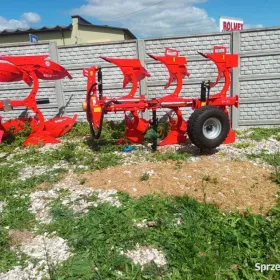 Pług obracalny KM80 3+ AKPIL