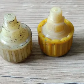 Smarowniczka ręczna do smarowania tylnego mostu Żuk, Nysa 20zł 2szt