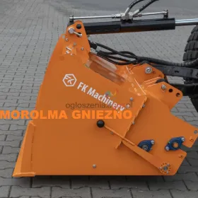 Piaskarka komunalna posypywarka ulic placów dróg samozaładowcza FK MACHINERY solarka