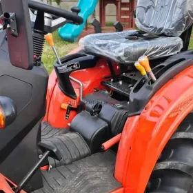 Hinomoto HM-275, 25koni,4x4, HOMOLOGACJA, ladowacz czołowy ,łyżka 4w1