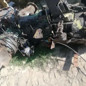 Części skrzyni biegów FWA 182 S Fendt 610,611,612,614 most APL 3052