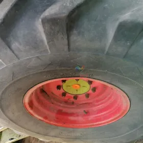 Koła kompletne 18.00r26 18,4r26 1 środek centrujacy 22cm 8 Szpilek