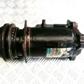 Sprężarka klimatyzacji John Deere 955, 965,968,975,985,1072,1075,1085