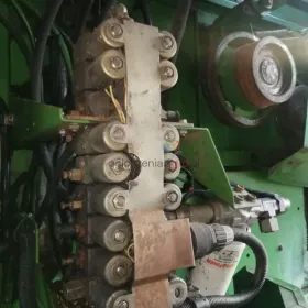 Blok zaworowy John Deere 2054,2056,2058,2064,2066,2254,2256,2258,2266