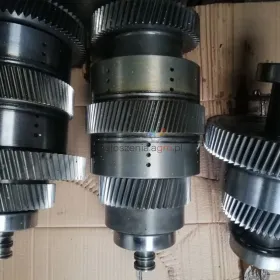 Części skrzyni biegów Massey Ferguson 8170,8180 Kosze, Koła zębate,