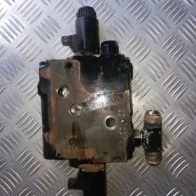 Rozdzielacz podnośnika EHR Massey Ferguson 8170,8180,8210,8220,8240,