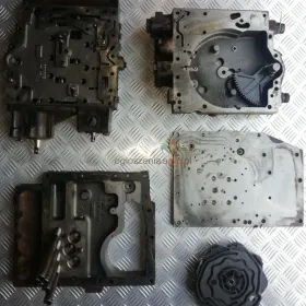 Rozdzielacz skrzyni biegów Case 7110,7120,7130,7140,7150,7210,7220,