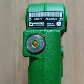 Rozdzielacz Power Beyond John Deere AL206034 oryginał